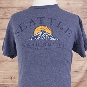 SEATTLE WASHINGTON MOUNTAIN SUNRISE TRAVEL TOURIST T-SHIRT SIZE‎ L LARGE